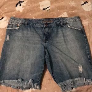American Eagle shorts